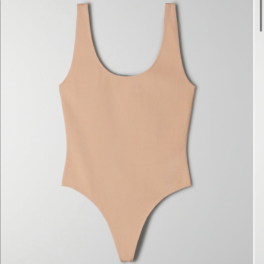 NWT aritzia bodysuit